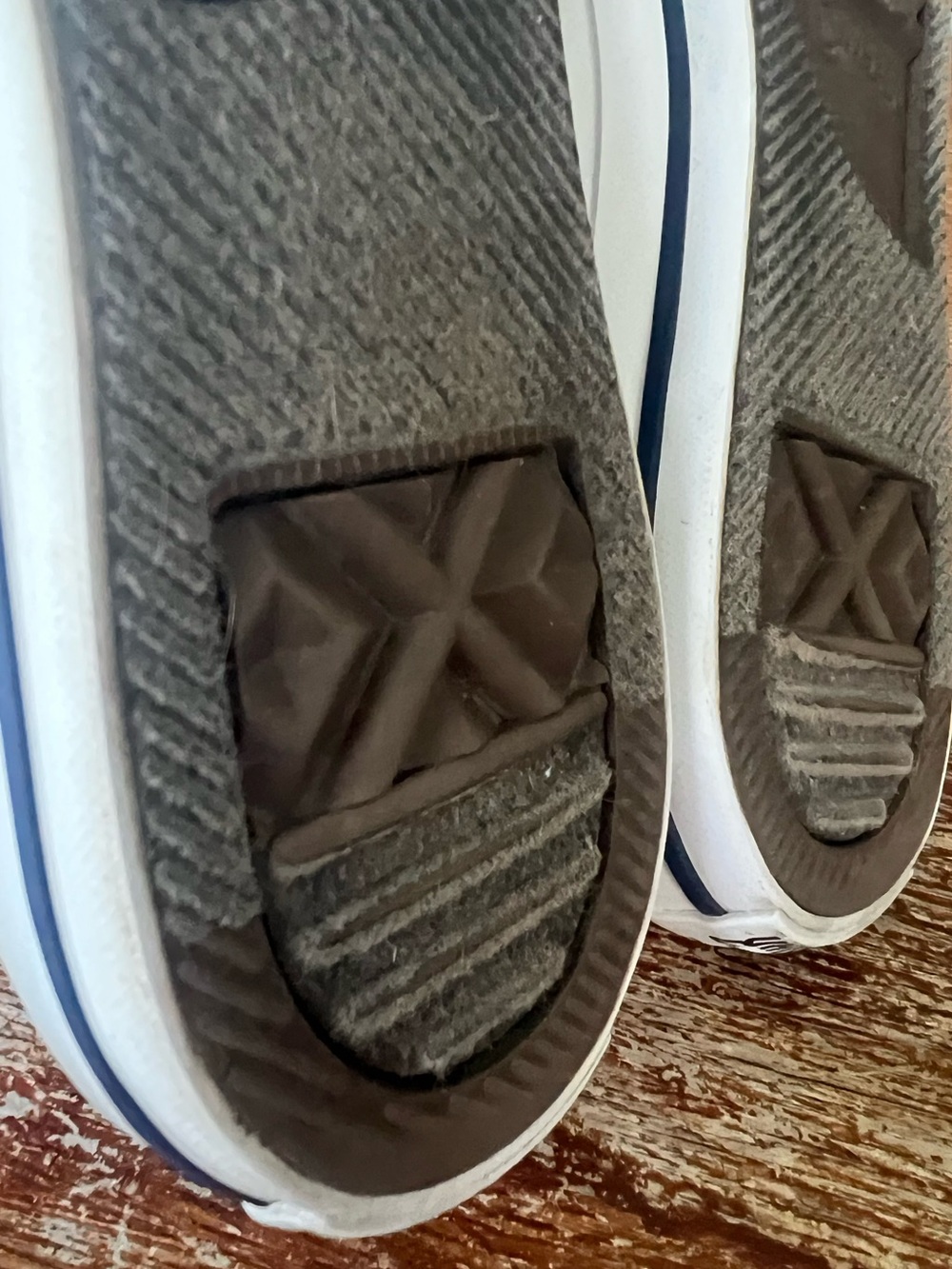 Converse All Star Chuck Taylor a slip On White Canvas Sneakers Low Top Women’s 8 - Picture 7 of 16